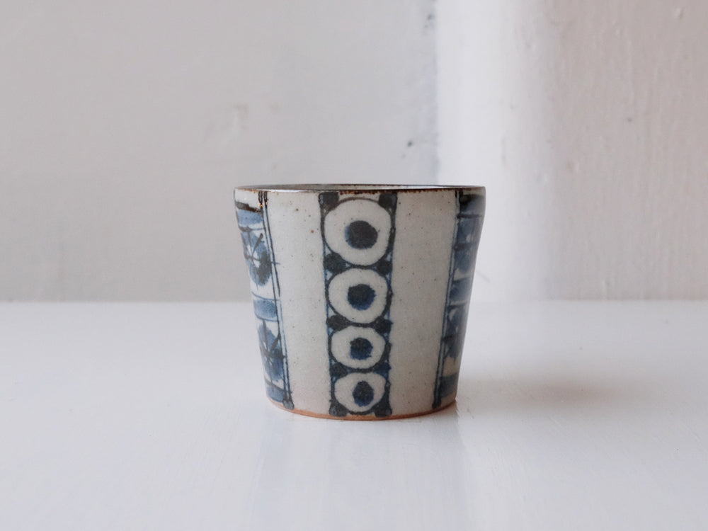 Indigo Obimon (Kimono tie)  Sobachoko Cup by Tōsai-gama
