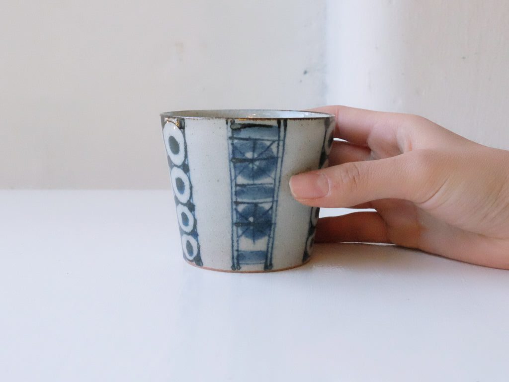 
                  
                    Indigo Obimon (Kimono tie)  Sobachoko Cup by Tōsai-gama
                  
                