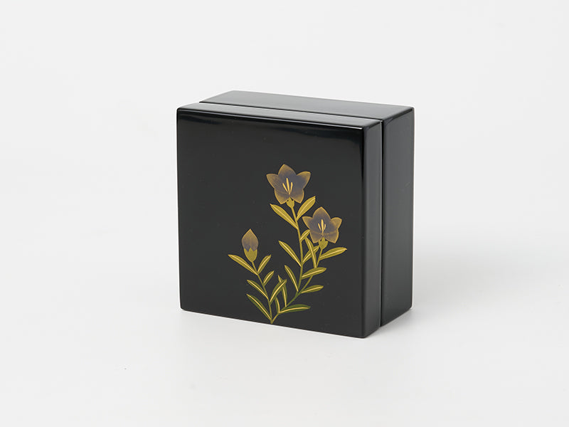 
                  
                    Lacquered Treasure Box Bellflower By Shirokiya Shikki-ten 51
                  
                