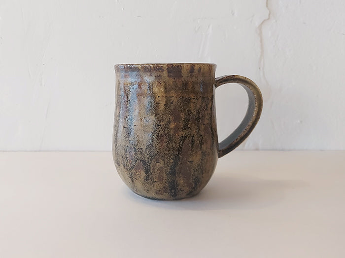 Ash Glaze Mug by Oujigama