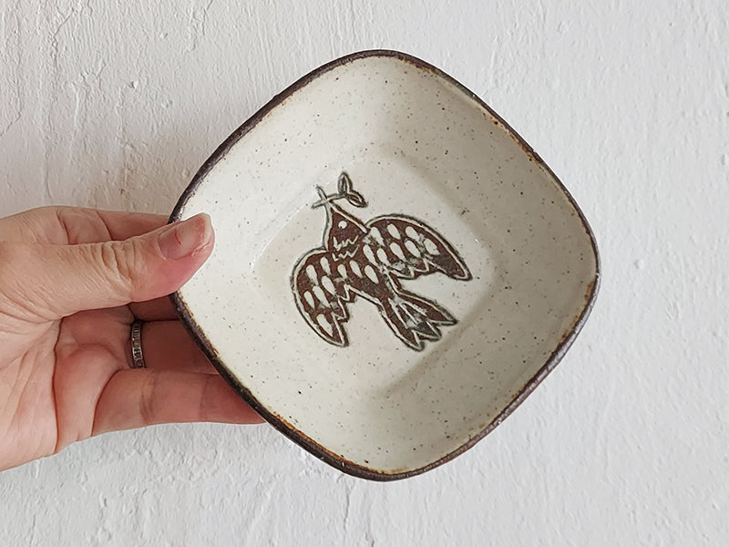 
                  
                    Bird Design Small Plate by Takahiro Manome
                  
                