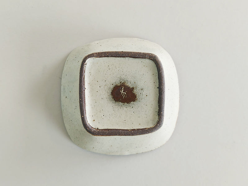 
                  
                    Bird Design Small Plate by Takahiro Manome
                  
                