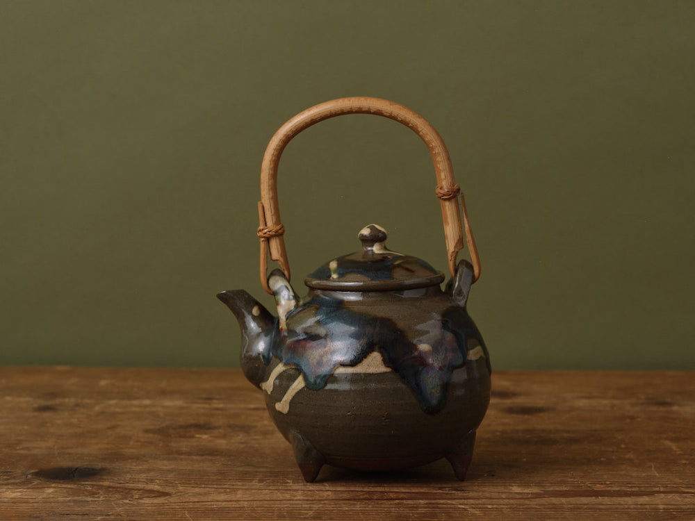 Dobin Tea Pot by Ryumonji Pottery