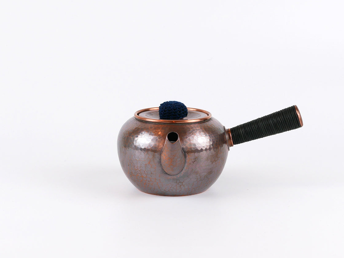
                  
                    Nagasawa Copper tea pot - Circle hammer pattern
                  
                