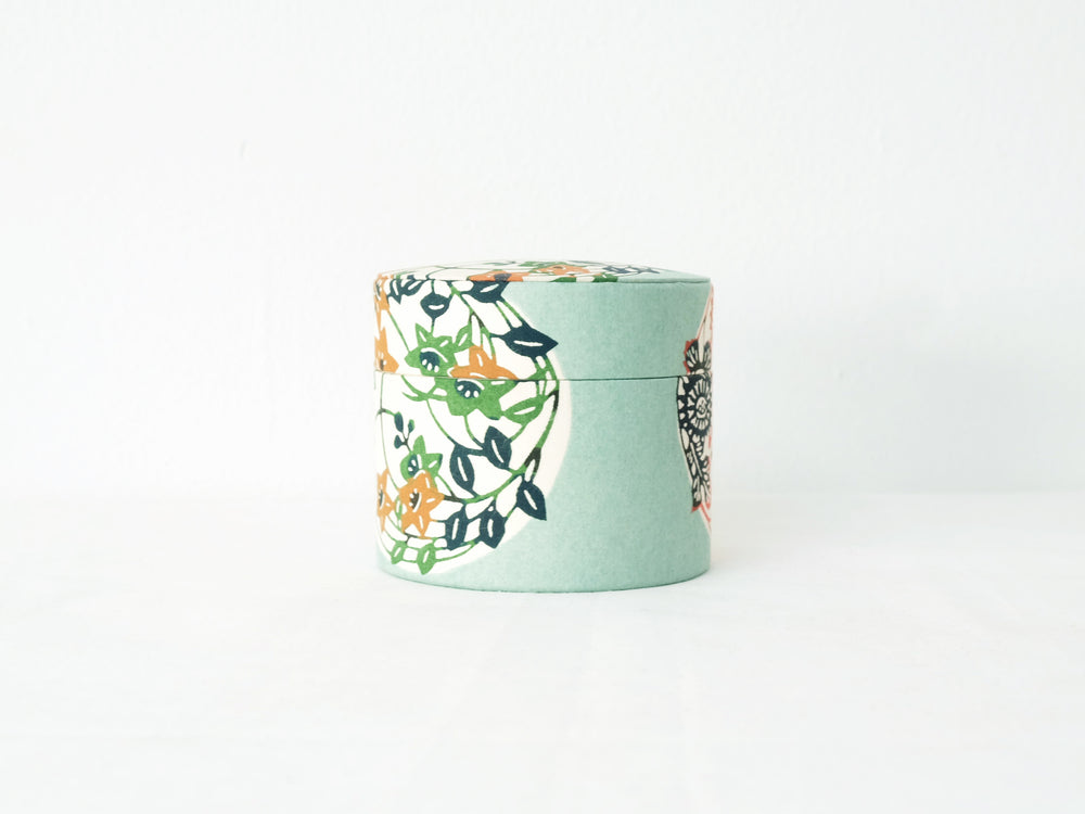 Circular floral pattern