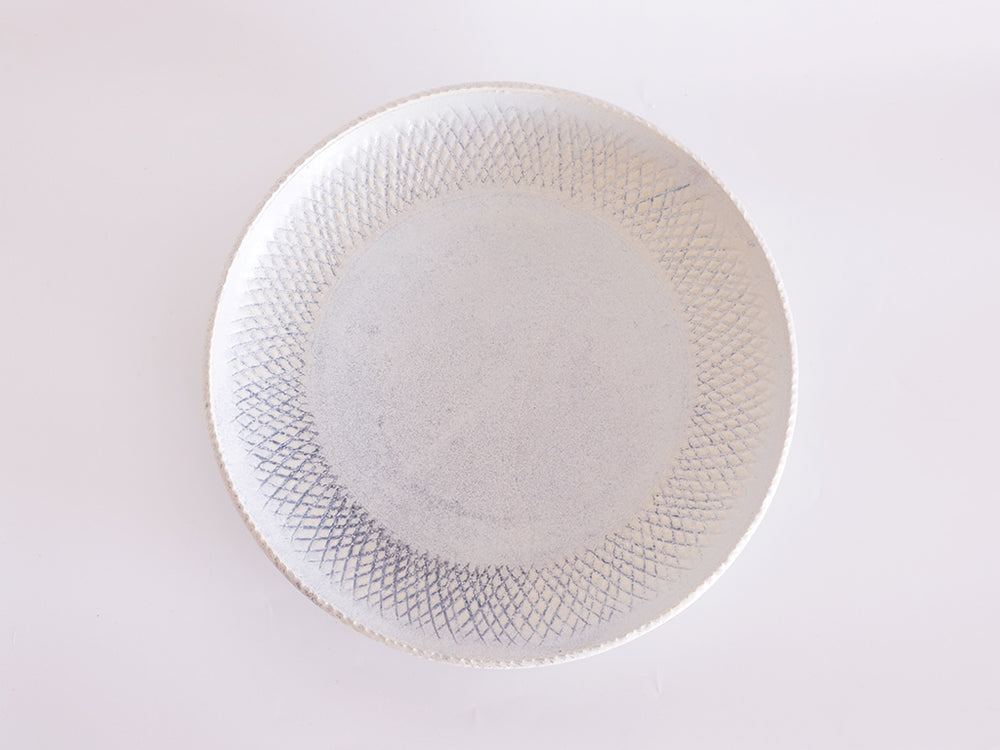 Lux Series Large Round Plate by Mishio Suzuki