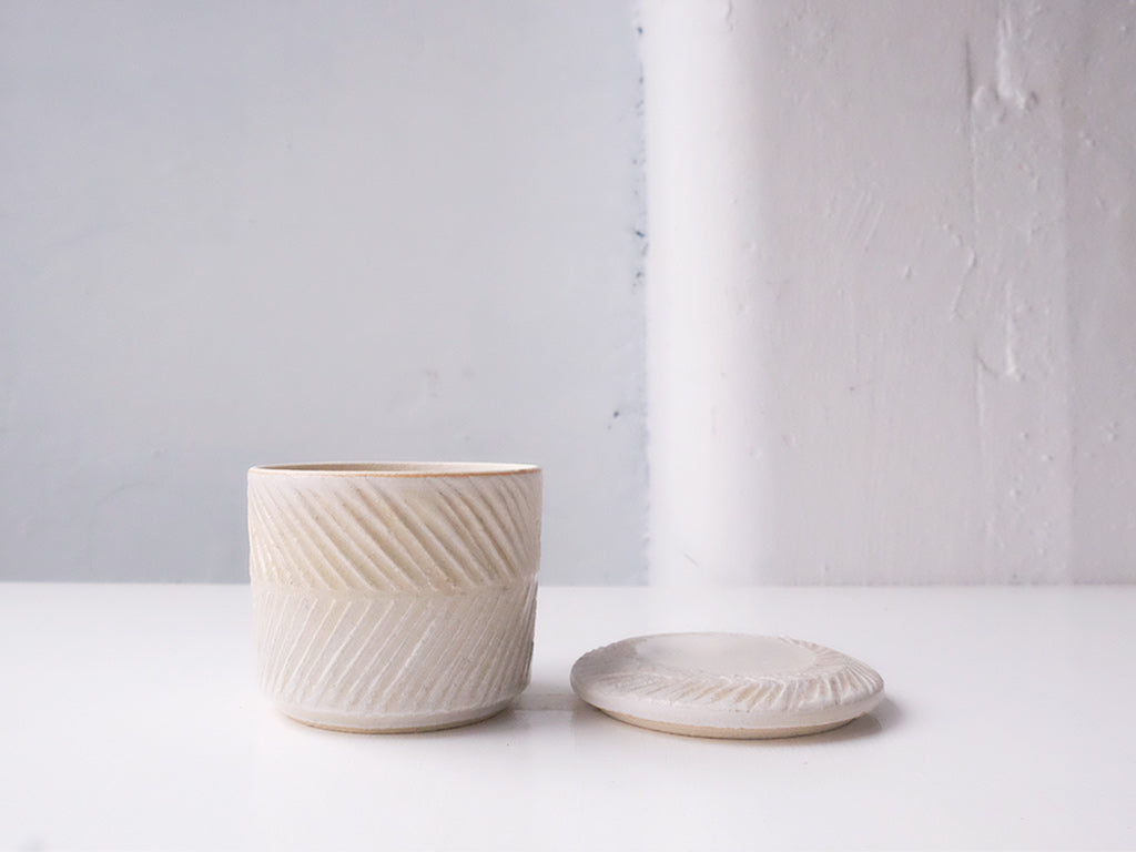 
                  
                    Feather Patterned Pot with Lid by Mishio Suzuki
                  
                