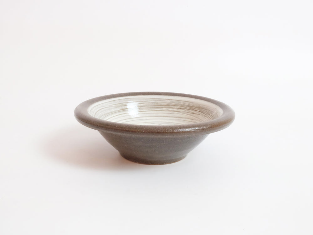 
                  
                    Small Kasama Hakeme Brush Decorated Bowl by Hiroshi Otsu
                  
                