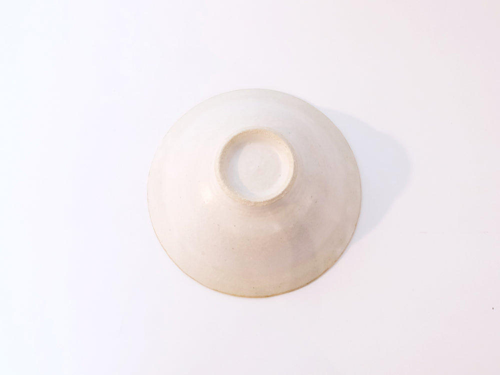 
                  
                    Laur Series Rimmed Bowl by Mishio Suzuki
                  
                