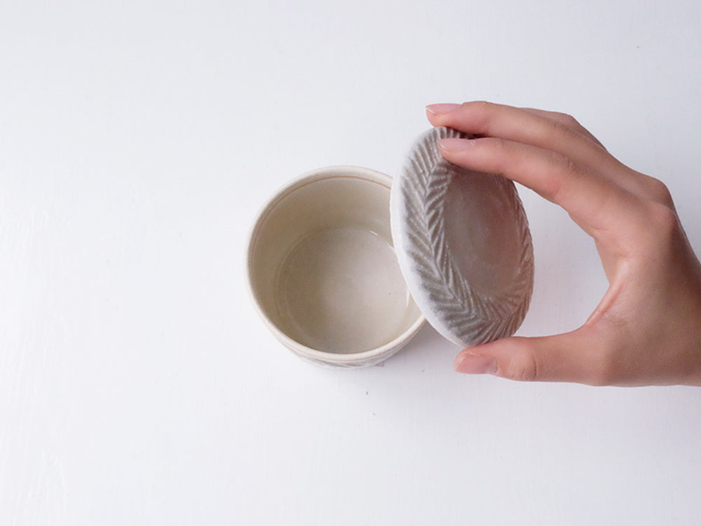 
                  
                    Feather Patterned Pot with Lid by Mishio Suzuki
                  
                