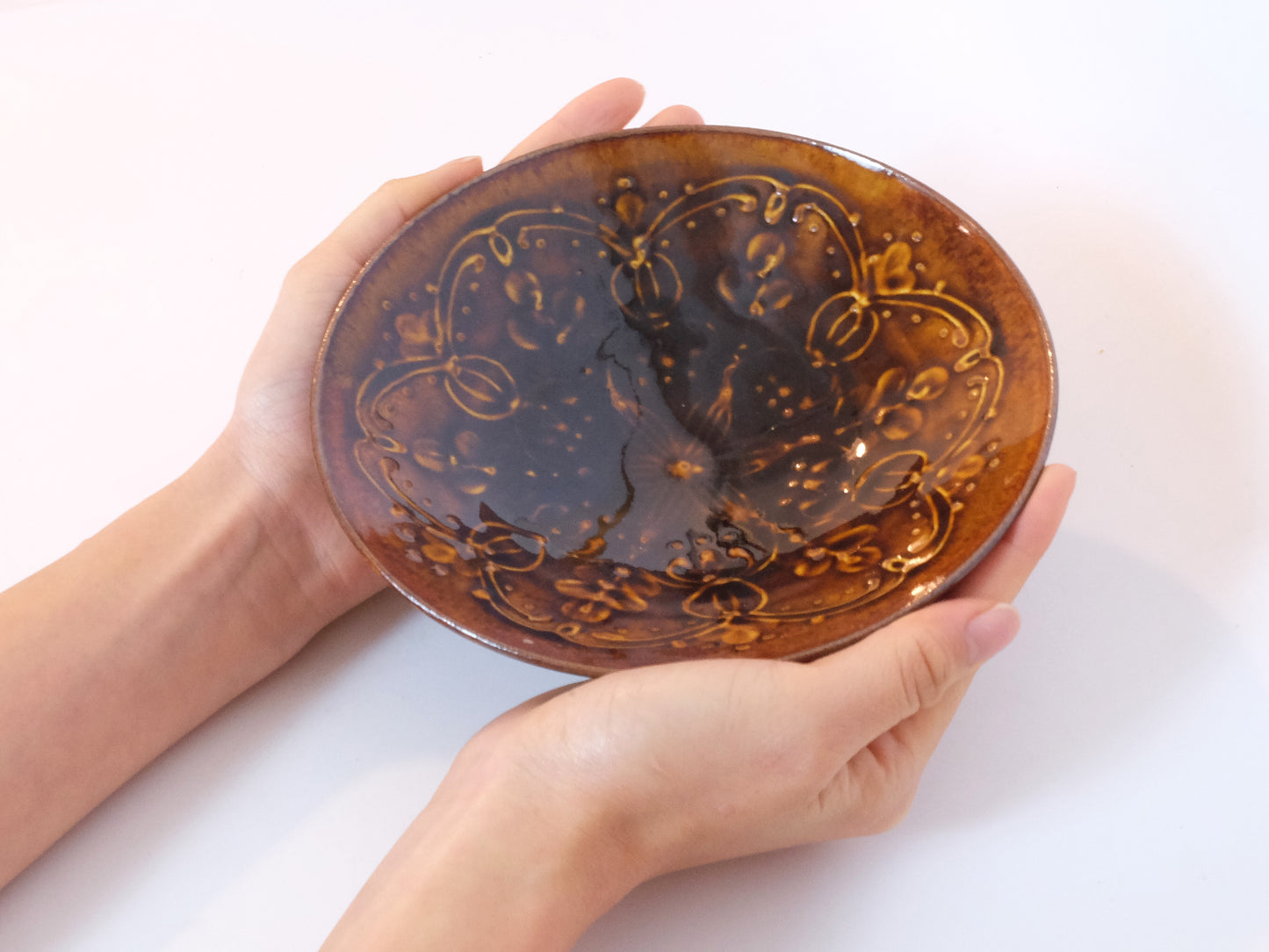 Small Caramel Glazed Bowls by Aya Kondo