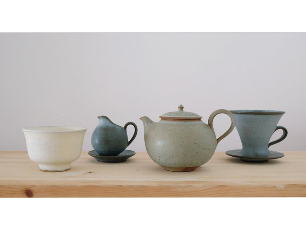 
                  
                    Kumidashi, Teapot, Milkpitcher and Coffee Dripper
                  
                