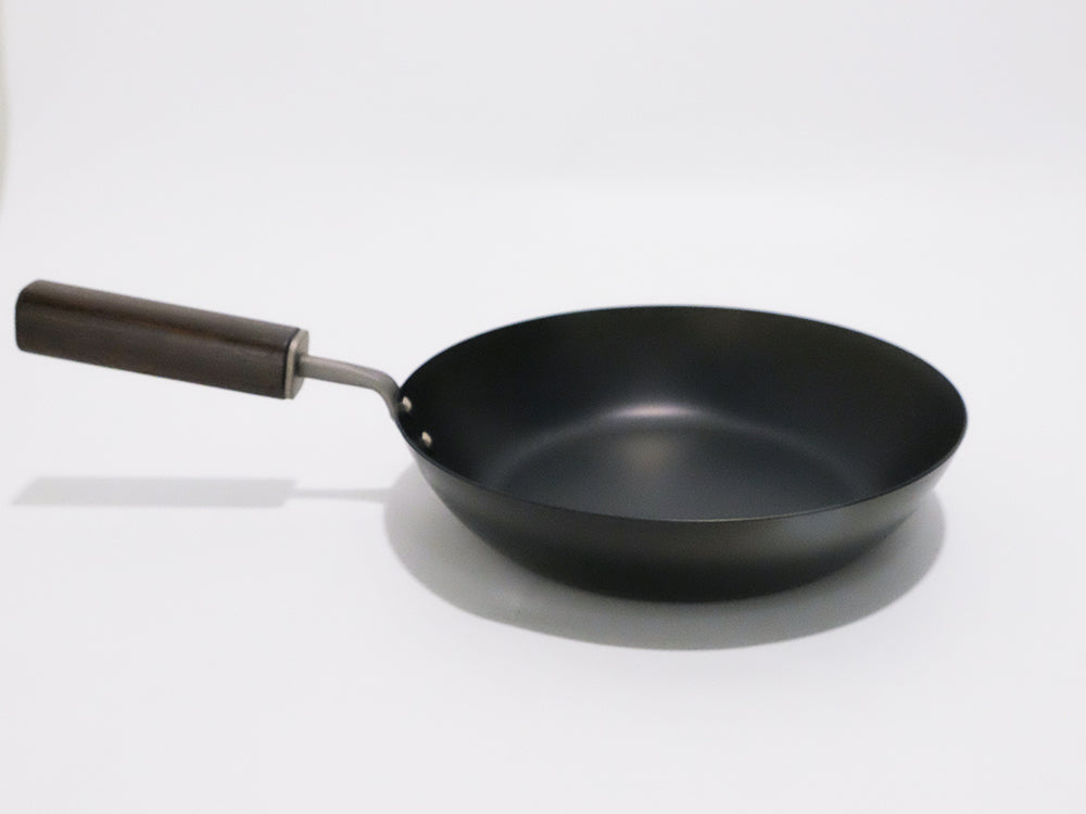 carbon steel iron pan 20 cm Japan wood handle –