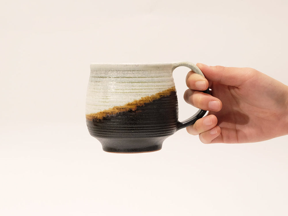 
                  
                    [wholesale] Ivory Jade Mug by Yukikatsu Isobe
                  
                