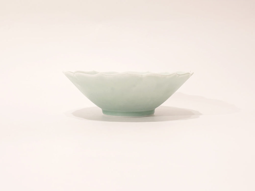 
                  
                    [wholsale] Large Ryoka Flower Shaped Bowl by Miyuki Machida
                  
                