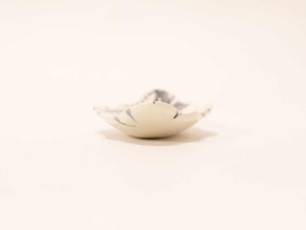 
                  
                    [wholesale] Wave Design Plate by Mamoru Teramoto
                  
                