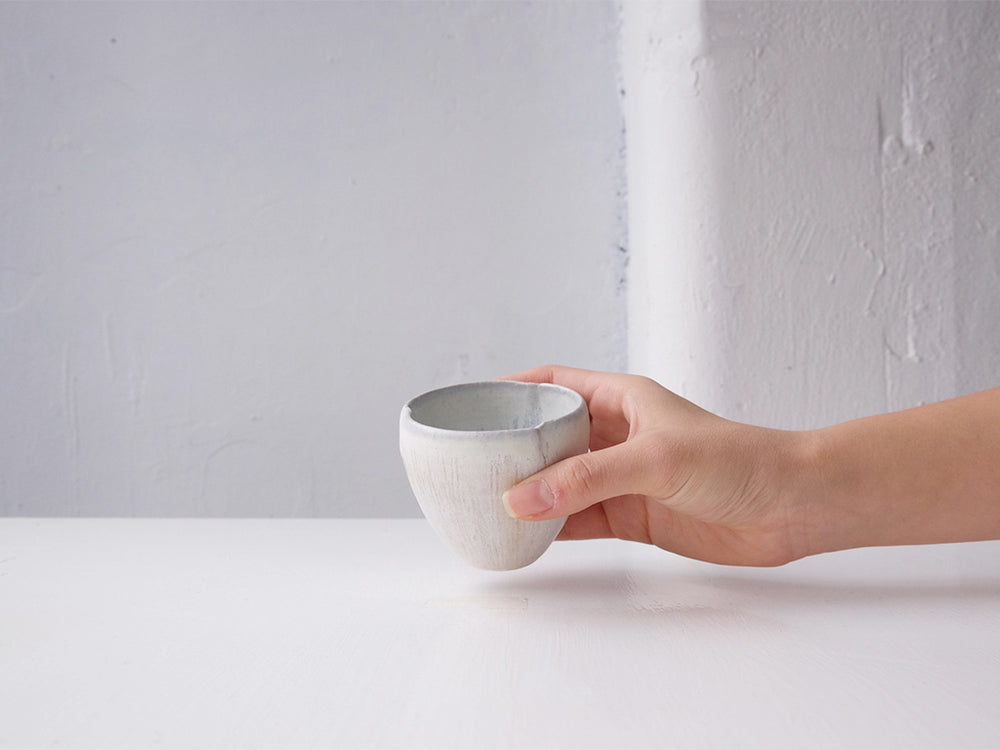 
                  
                    Petit Magnolia Cup by Mishio Suzuki
                  
                