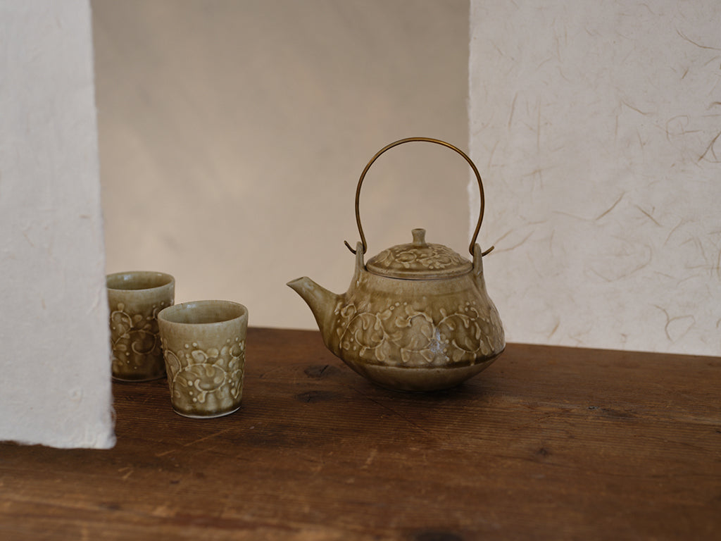 
                  
                    Sake Vessel and Guinomi Cups Set by Aya Kondo
                  
                