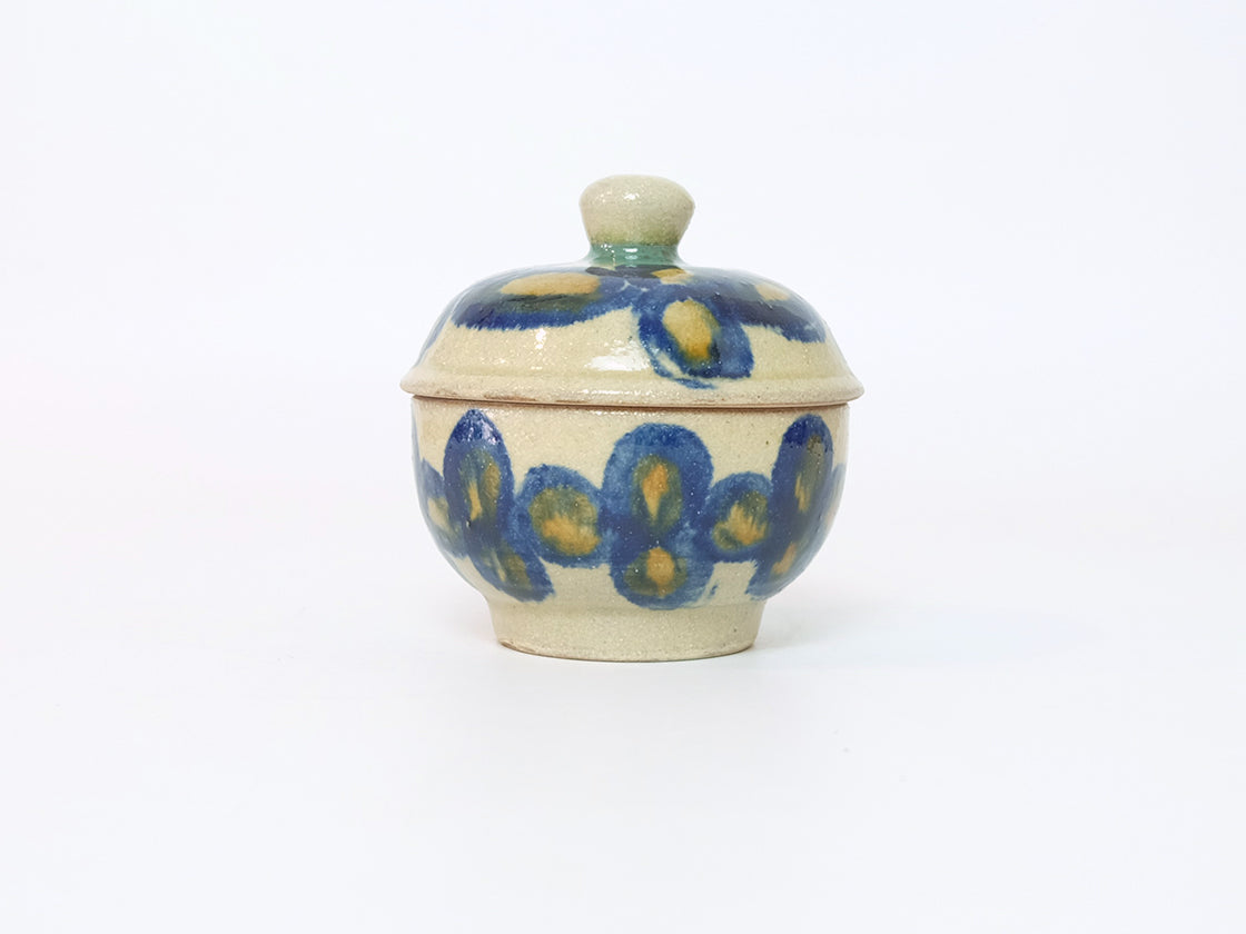 
                  
                    Tamuragama Pot with lid
                  
                