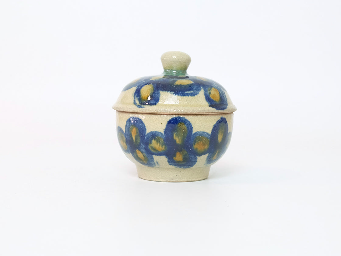 
                  
                    Tamuragama Pot with lid
                  
                