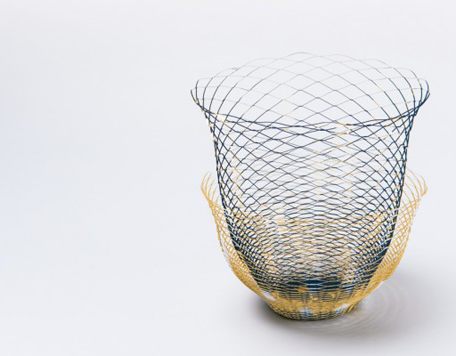 
                  
                    Air Vase Metallic series by Torafu Architects - GOLD PATTERN 1
                  
                