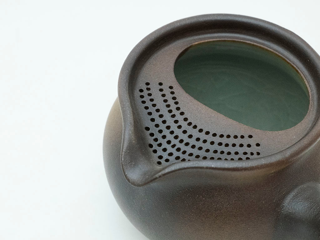 
                  
                    Fujiso Yakishime Kyusu Tea Pot
                  
                