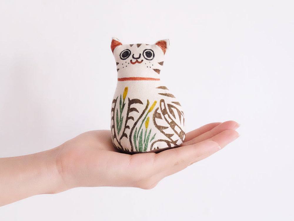 
                  
                    [wholesale] Loyal Cat Woodblock Print Animal by Shin Kogei
                  
                